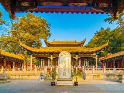炎帝传奇-攻略大揭秘（掌握名扬天下的关键装备，成就传奇霸主）
