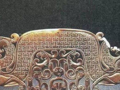 《传奇乱春秋》出装攻略（如何选择适合自己的装备，赢得战争胜利？）