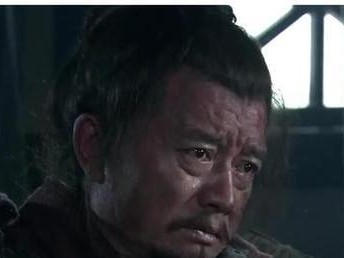 《群雄逐鹿，袁术出装攻略视频》（一场战略与技巧的碰撞，助你成为最强袁术！）